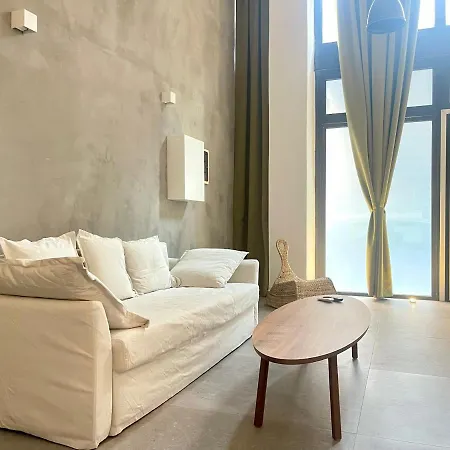 Lägenhet Loft Studio In Pagrati